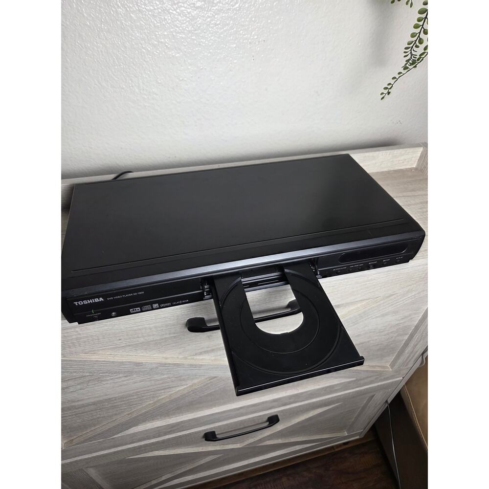 TOSHIBA DVD Player SD 1800 tested- no remote